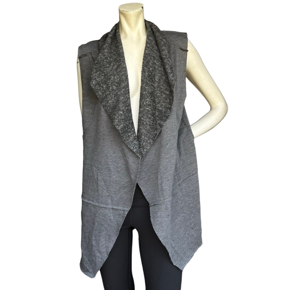 Altar'd State Dark Gray Soft Lined Waterfall Vest Size Large